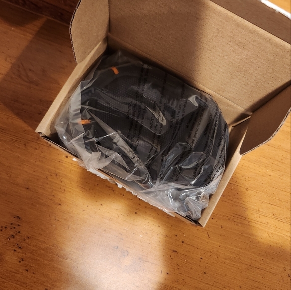 Medium Point and Shoot camera case - Picture 6 of 7